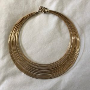 Gold circle necklace